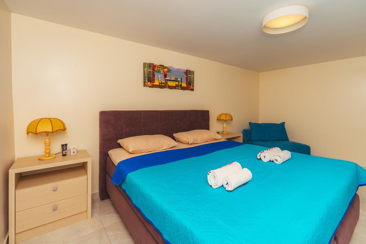 Apartments Galija Petrovac Lux Exteriör bild