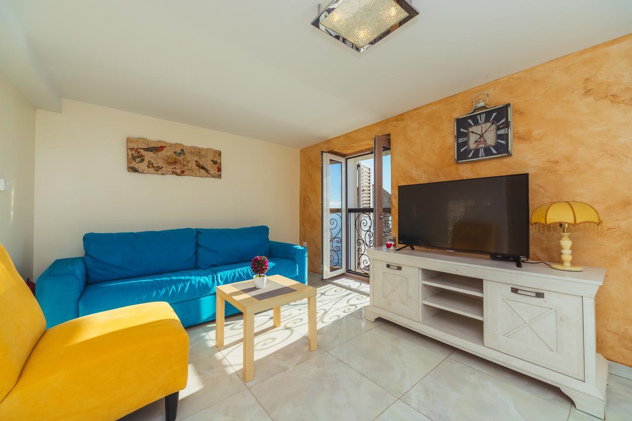 Apartments Galija Petrovac Lux Exteriör bild